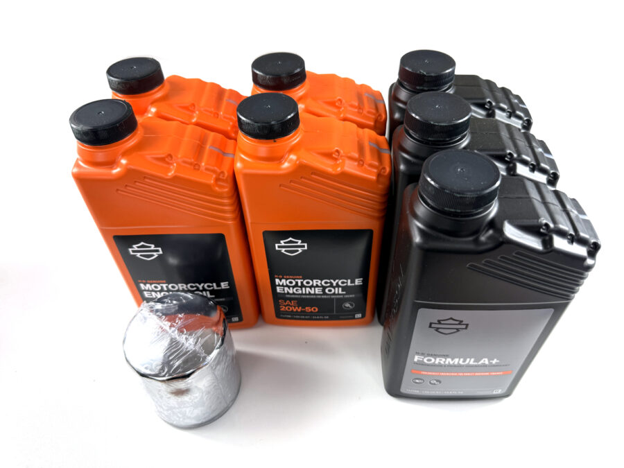 HARLEY DAVIDSON ZESTAW EKSPLOATACYJNY OLEJ SILNIKOWY MINERALNY 20W50 4L, FORMULA+ 3L, FILTR CHROM